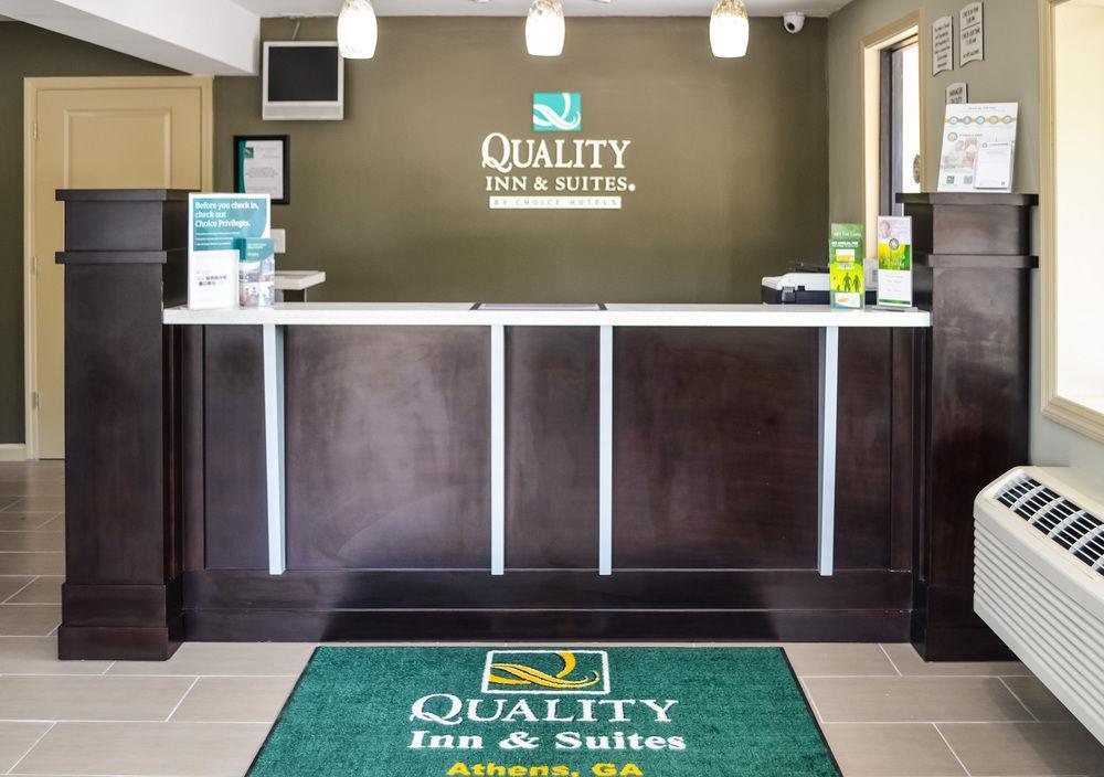 Quality Inn & Suites Athens University Area Екстер'єр фото